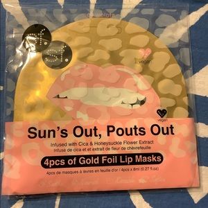 Sun’s Out, Pouts Out